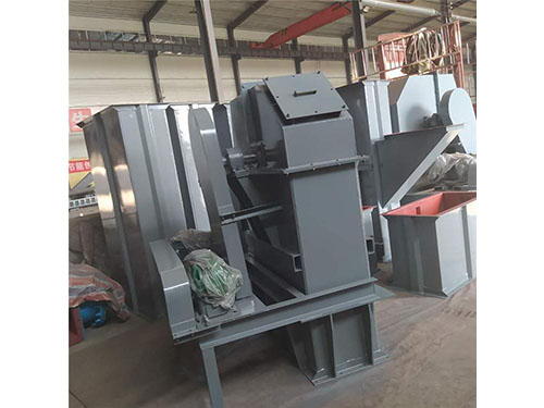 TD bucket elevator