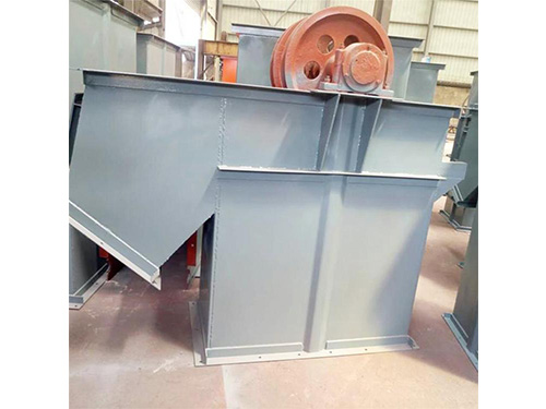 TH315 elevator
