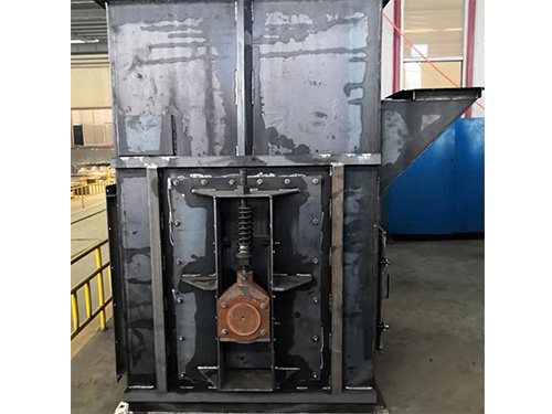 Tail pull-up device